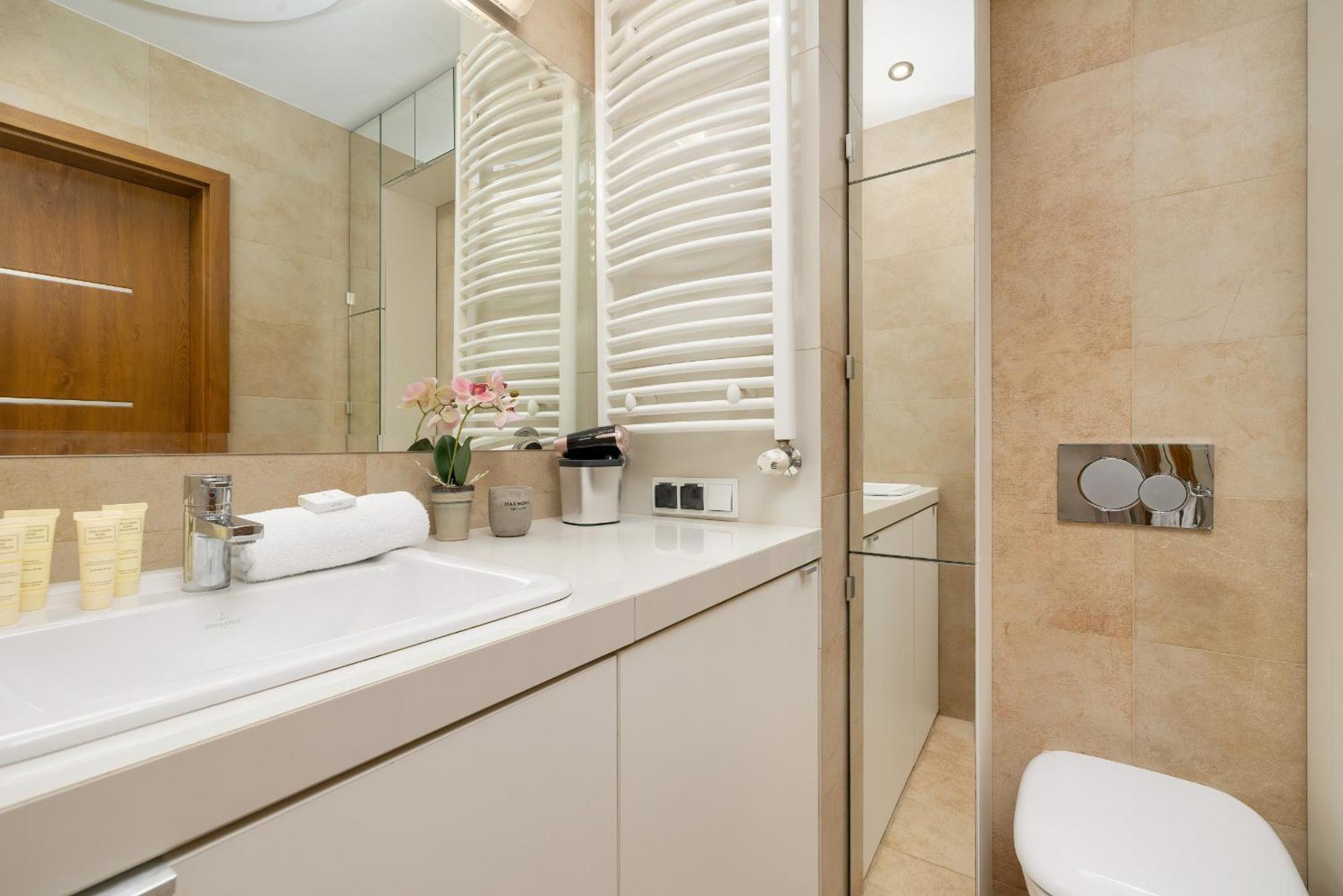 Centrum Krakowa Piekny Apartament Z Balkonem By Rent Like Home Экстерьер фото